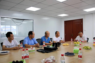 臨沂恒安勞動保護用品代表團蒞臨我司參觀考察，共筑安全防護合作新篇章